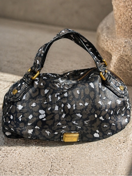 Marc Jacobs Handbags - Marc Jacobs Black and Gray Hobo Bag with Metallic Accents
